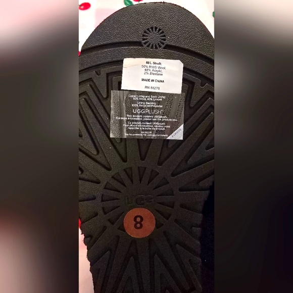 Ugg Black Platform Tall Sock Boot/Sweater Letter Classic Boot Size 8 - Picture 5 of 7